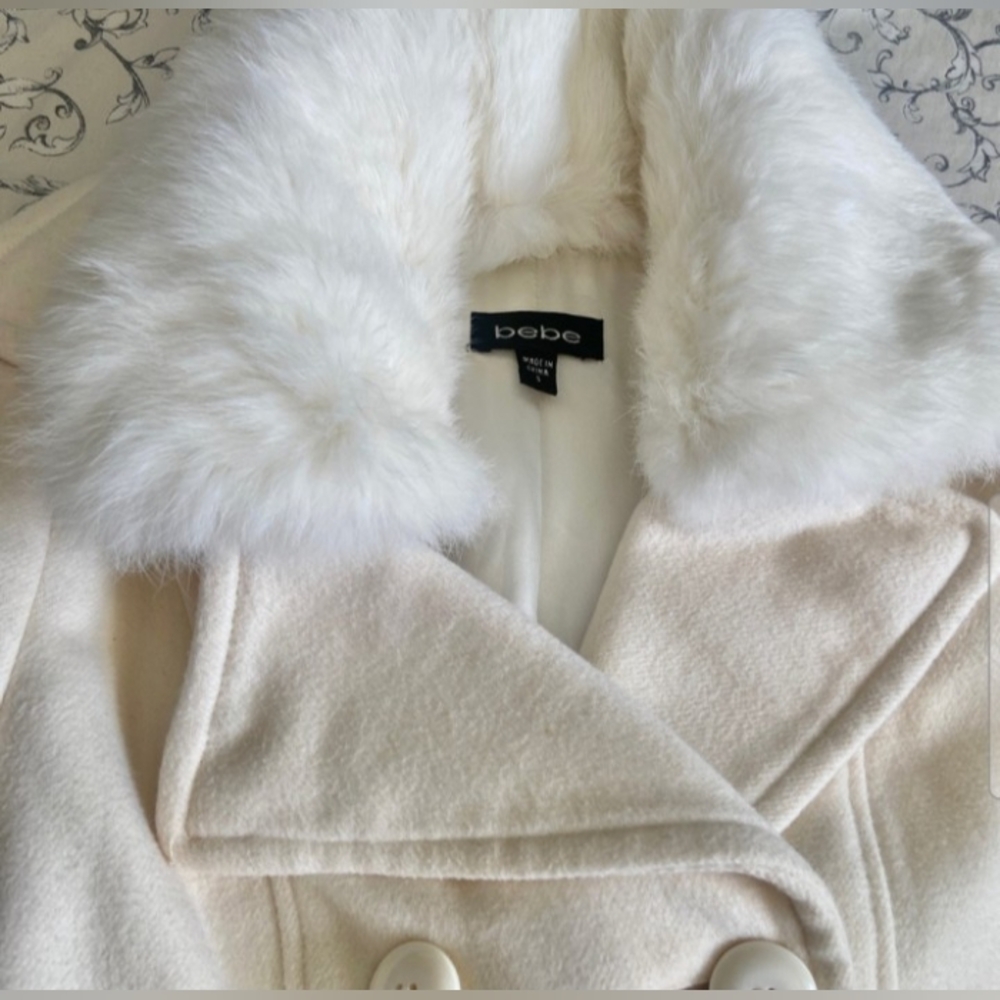 Elegant Cream Double-Breasted Women's Coat Bebe Rabbit Fur Large - Picture 4 of 12